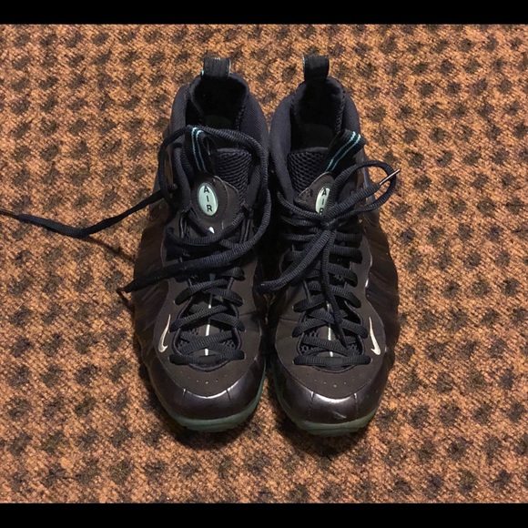 Used Black nike foamposite. Size 10. - Picture 4 of 5